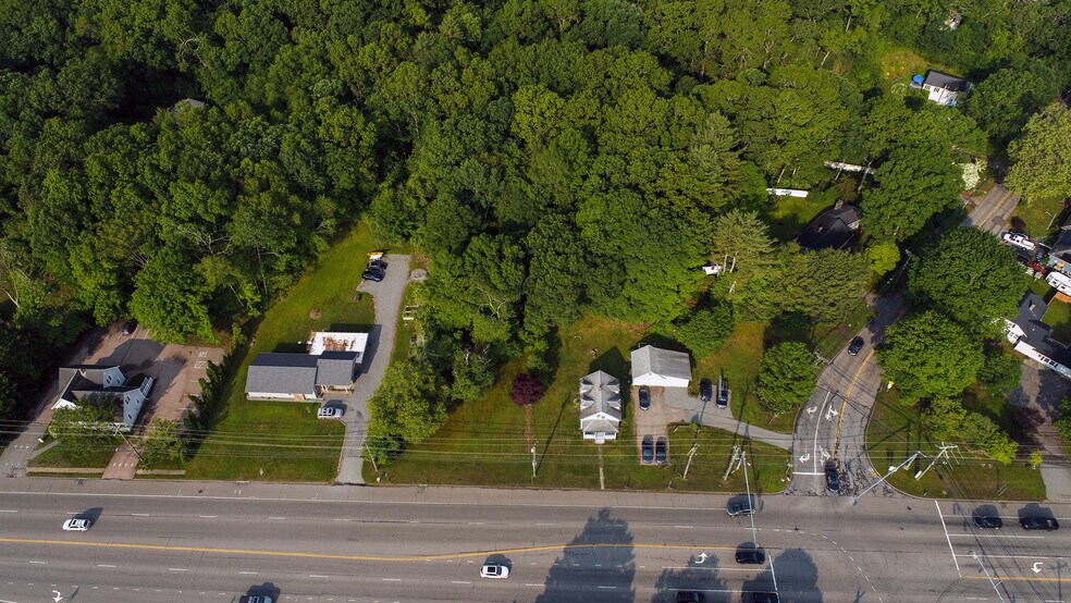 More Photos Of 414 Liberty St, Pawcatuck Specialty For Sale