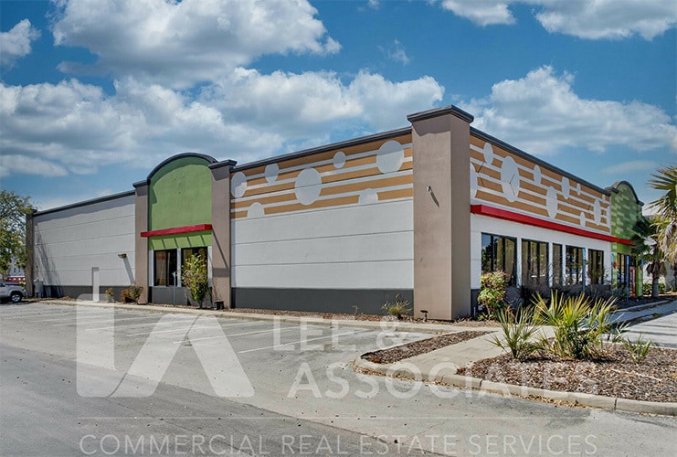 More Photos Of 7456 W Colonial Dr, Orlando Restaurant For Lease