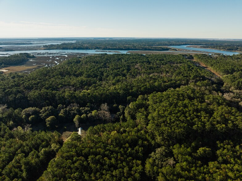 More Photos Of 1007 May River Rd, Bluffton Land For Sale