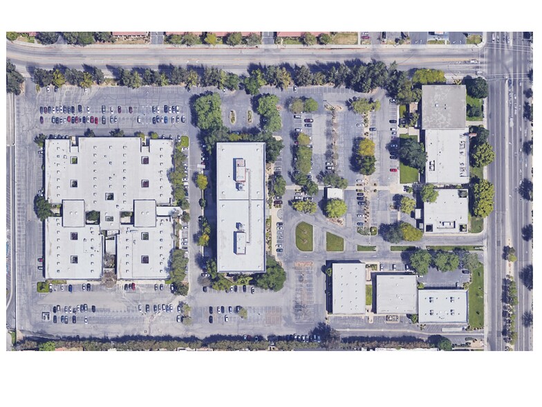 More Photos Of 1310 E Shaw Ave, Fresno Unknown For Lease