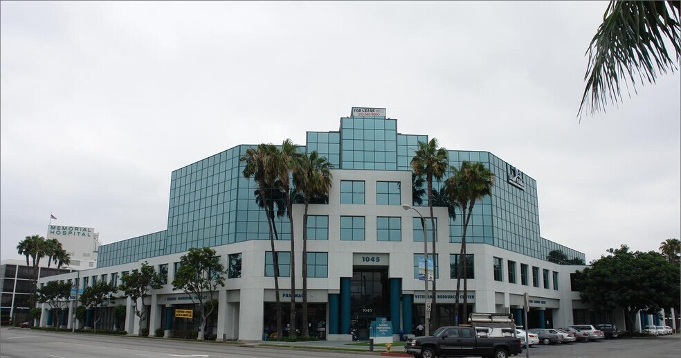 More Photos Of 1045 W Redondo Beach Blvd, Gardena Medical For Lease