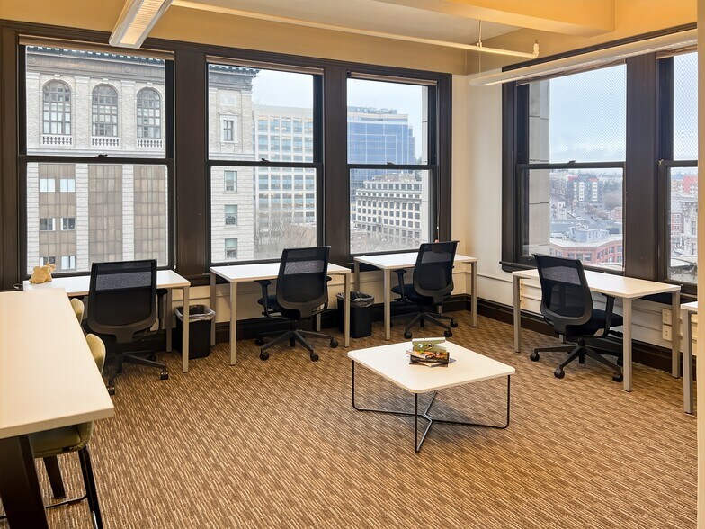 More Photos Of 506 2nd Ave, Seattle Coworking Space