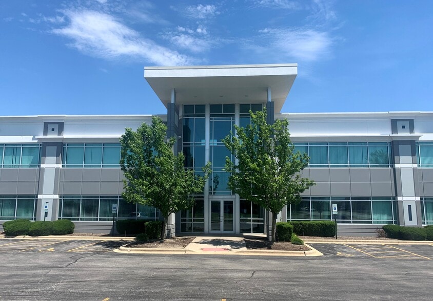 Primary Photo Of 7820 Graphics Dr, Tinley Park Office For Lease