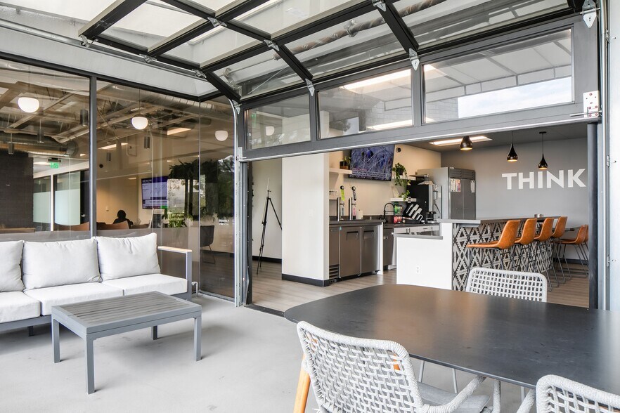 More Photos Of 18012 Cowan, Irvine Office For Lease