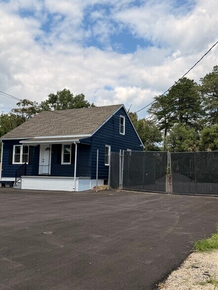 Primary Photo Of 7420 Zachary Ln, Glen Burnie Land For Lease