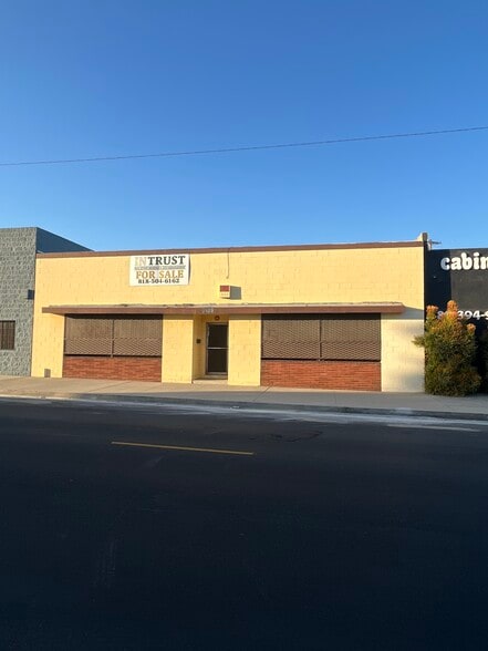 Primary Photo Of 7610 San Fernando Rd, Sun Valley Warehouse For Sale