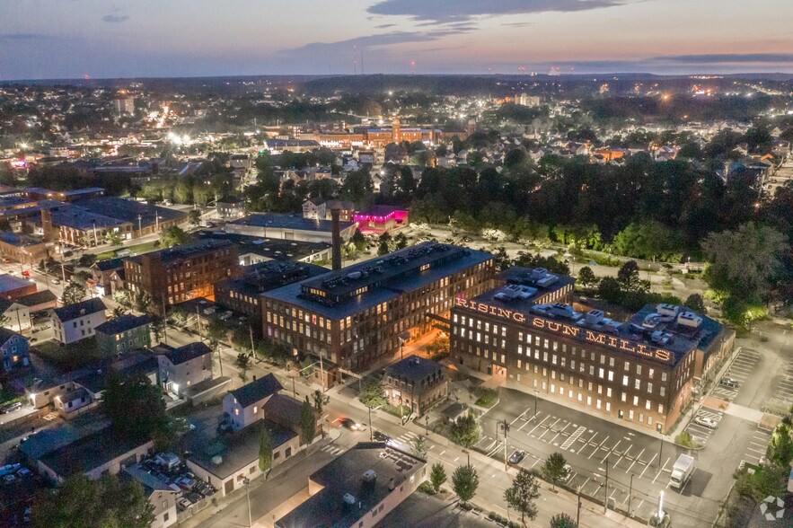 More Photos Of 166 Valley St, Providence Apartments For Sale