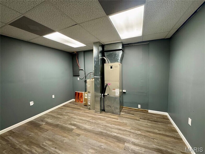 More Photos Of 1614 S Broadway St, Poplar Bluff Medical For Sale