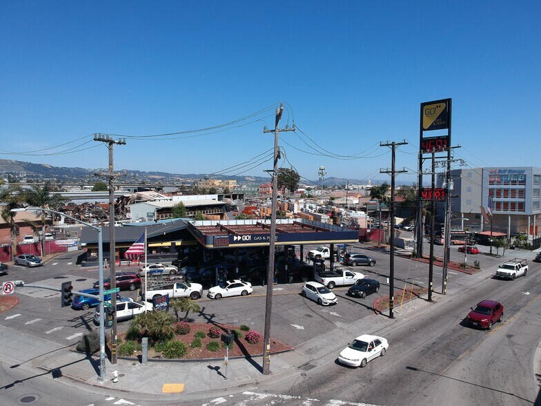 More Photos Of 720 High St, Oakland Service Station For Sale