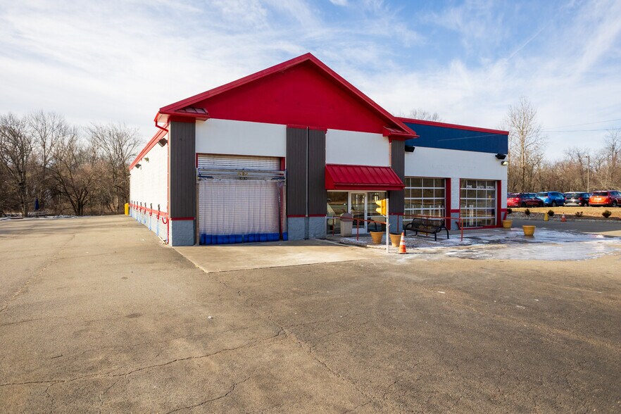 More Photos Of 68 US Highway 46, Mountain Lakes Carwash For Sale