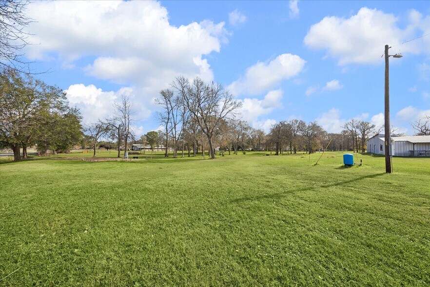 More Photos Of 4343 Buller Rd, Pattison Land For Sale