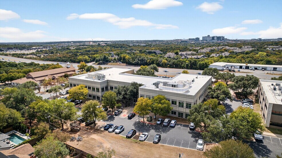 More Photos Of 3600 W Parmer Ln, Austin Office For Sale
