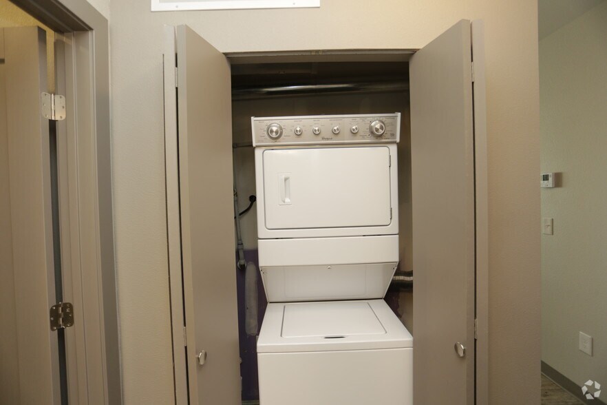 More Photos Of 429 W Central Ave, Wichita Apartments For Sale