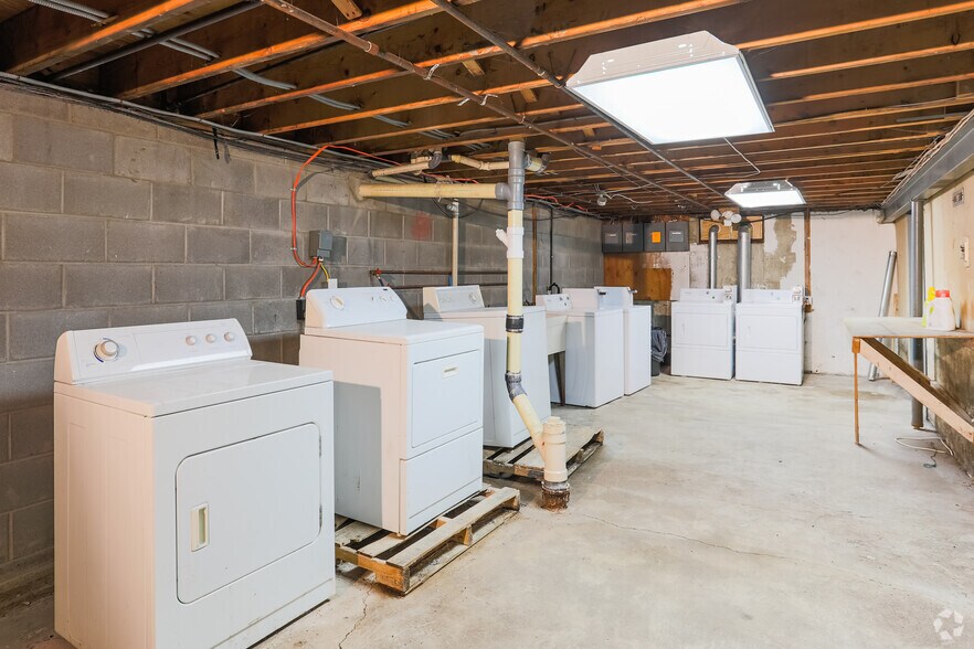 More Photos Of 576-578 Taunton Pl, Buffalo Apartments For Sale