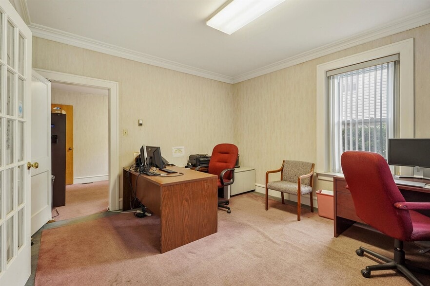 More Photos Of 214 N Main St, North Wales Office Residential For Sale