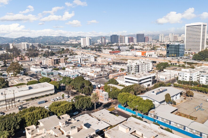 More Photos Of 11333 Iowa Ave, Los Angeles Loft Creative Space For Sale