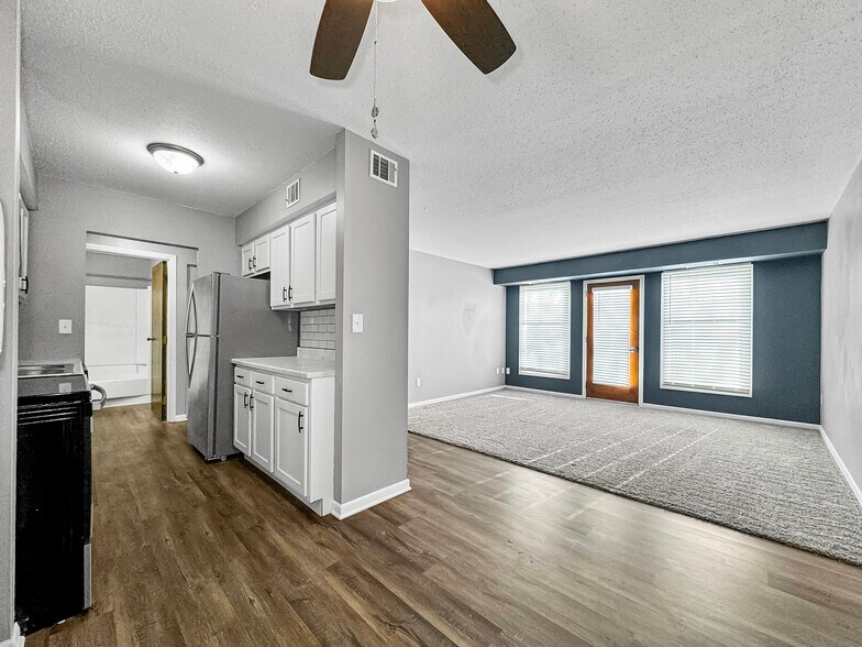 More Photos Of 3300 S Westbrooke Ln, Sioux Falls Apartments For Sale