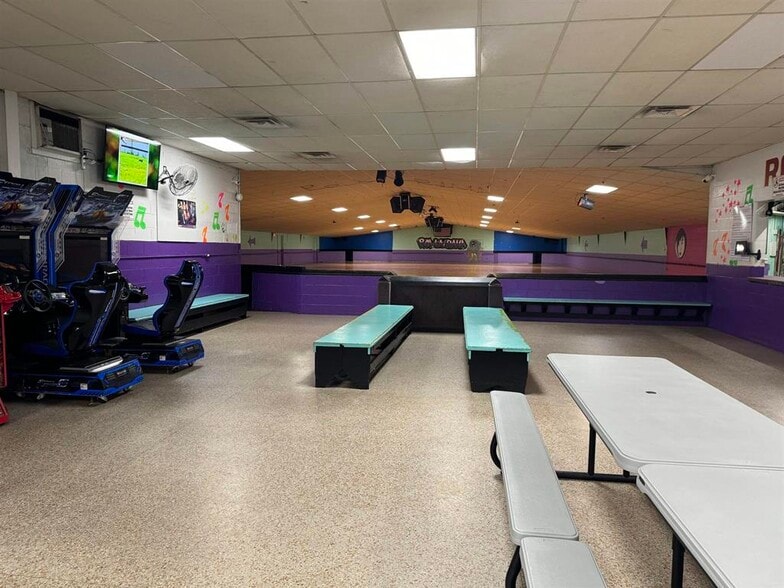 More Photos Of 137 7th Ave, Huntington Skating Rink For Sale