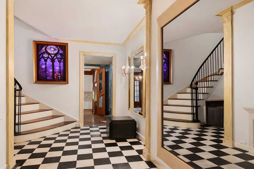 More Photos Of 52 E 69th St, New York Specialty For Sale