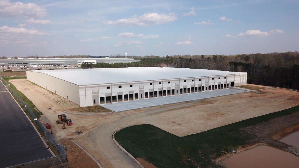 More Photos Of 2130 Kimrey Rd, Graham Distribution For Lease