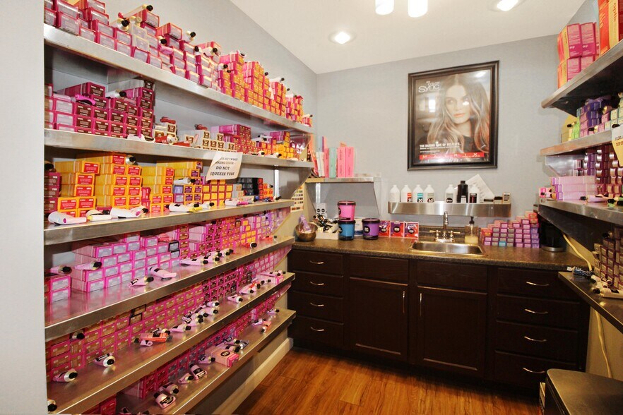 More Photos Of 241 E High St, Mooresville Storefront Retail Office For Sale