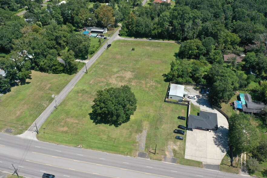 More Photos Of 1990 N Main St, Vidor Land For Sale