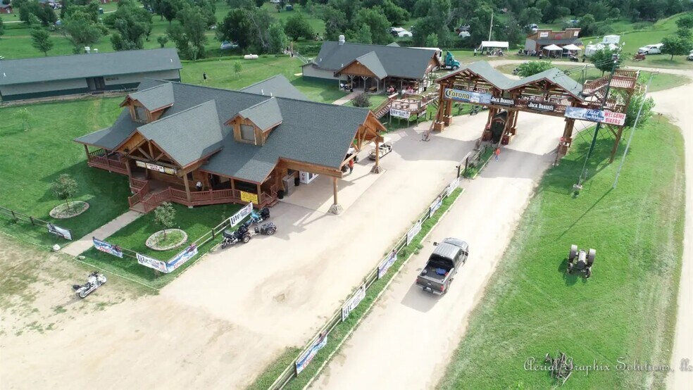 More Photos Of 20148-20160 137th Pl, Sturgis Trailer Camper Park For Sale