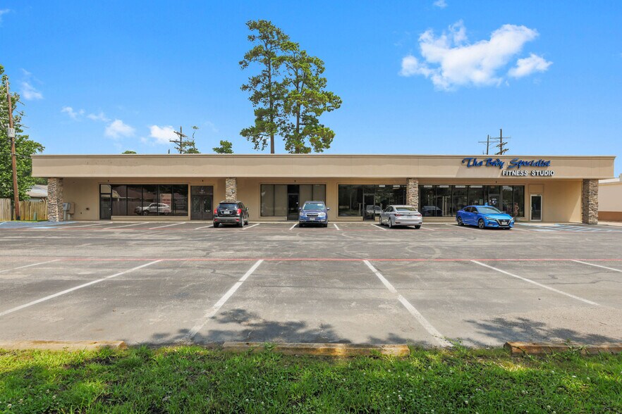 Primary Photo Of 118 Shenandoah Dr, The Woodlands Unknown For Lease