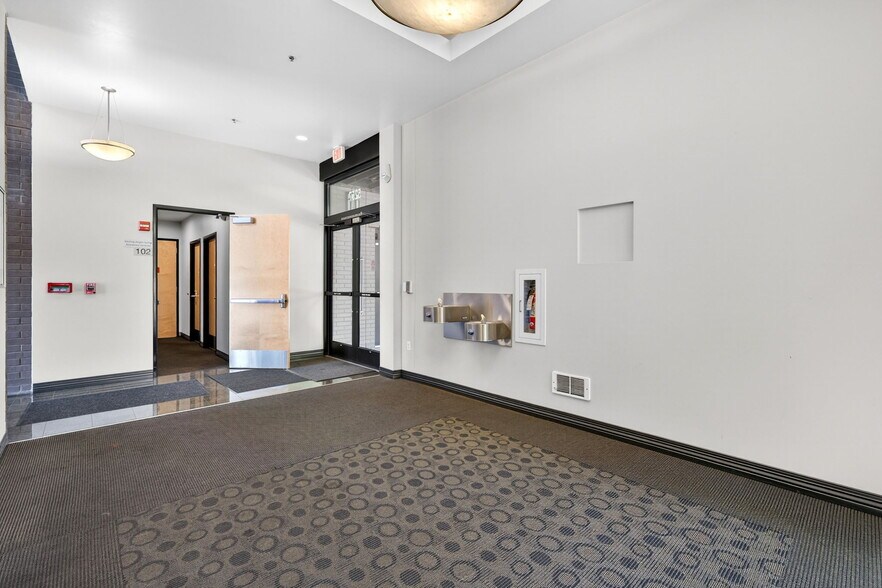 More Photos Of 5257-5265 NE Martin Luther King Blvd, Portland Office For Sale