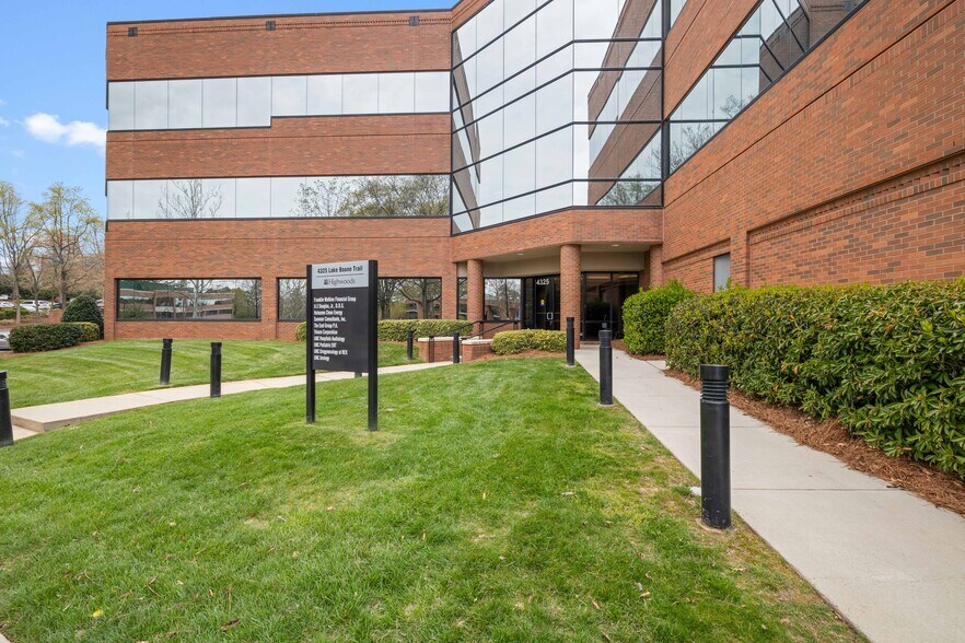 More Photos Of 4325 Lake Boone Trl, Raleigh Medical For Lease