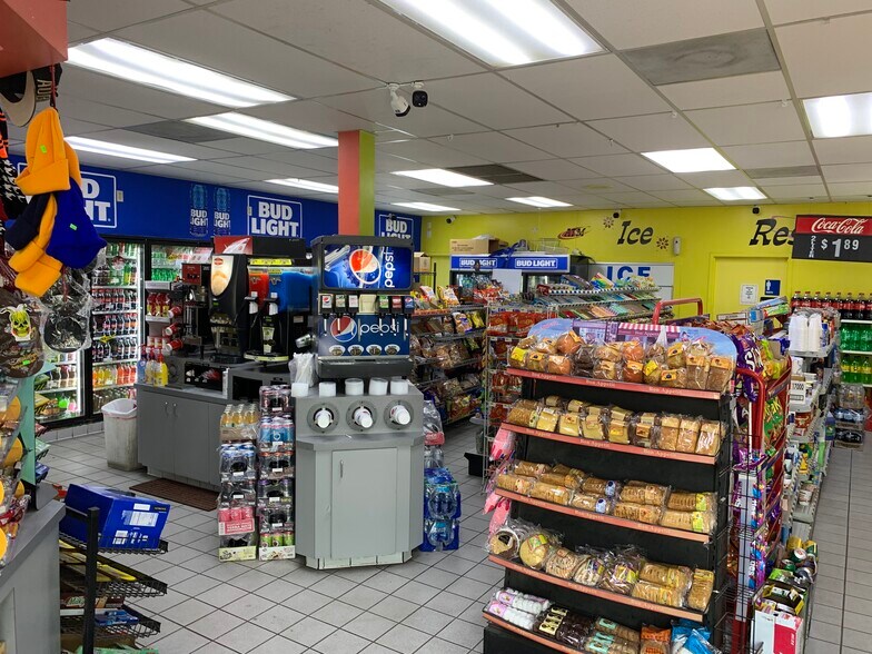 More Photos Of 7700 Parkway Dr, Leeds Convenience Store For Sale