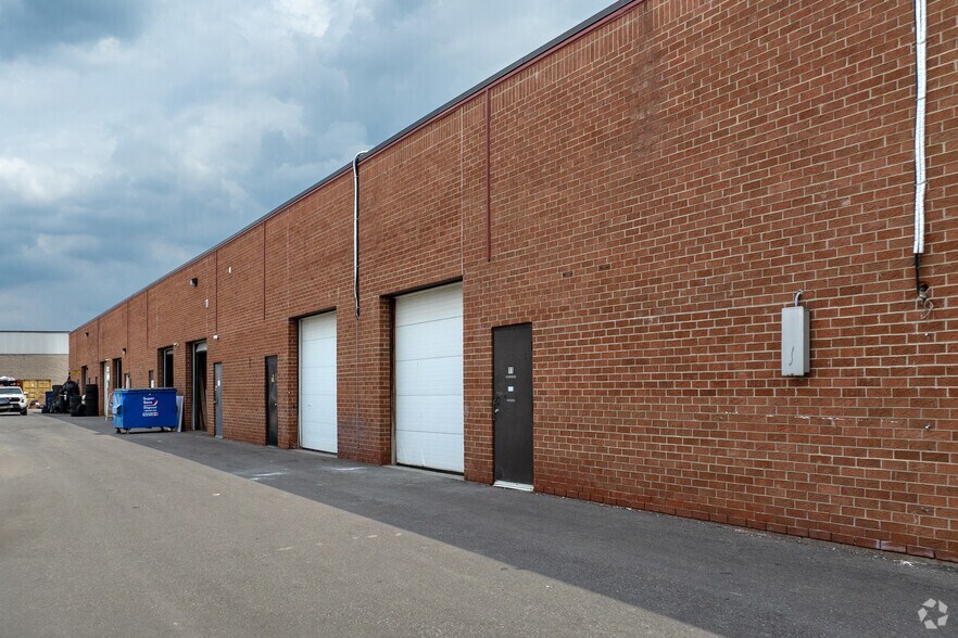 More Photos Of 37 Kodiak Cres, Toronto Light Distribution For Lease