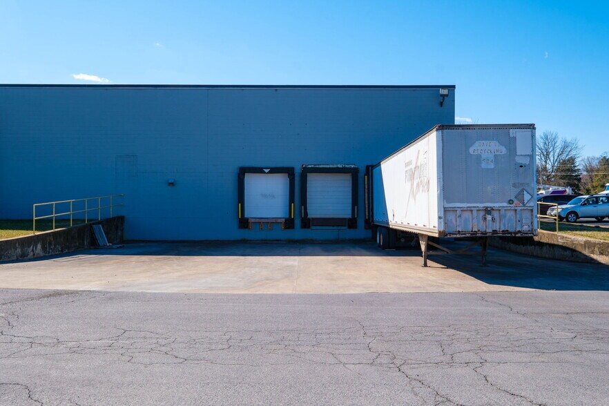 More Photos Of 213 Dry River Rd, Bridgewater Manufacturing For Lease