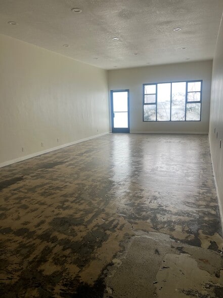 More Photos Of 1104-1106 Crenshaw Ave, Torrance Freestanding For Lease