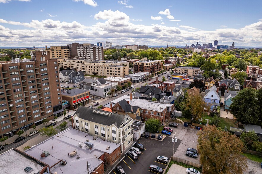 More Photos Of 504 Elmwood Ave, Buffalo Apartments For Lease