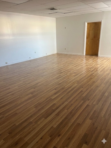 More Photos Of 307 Wall St, Kingston Loft Creative Space For Lease