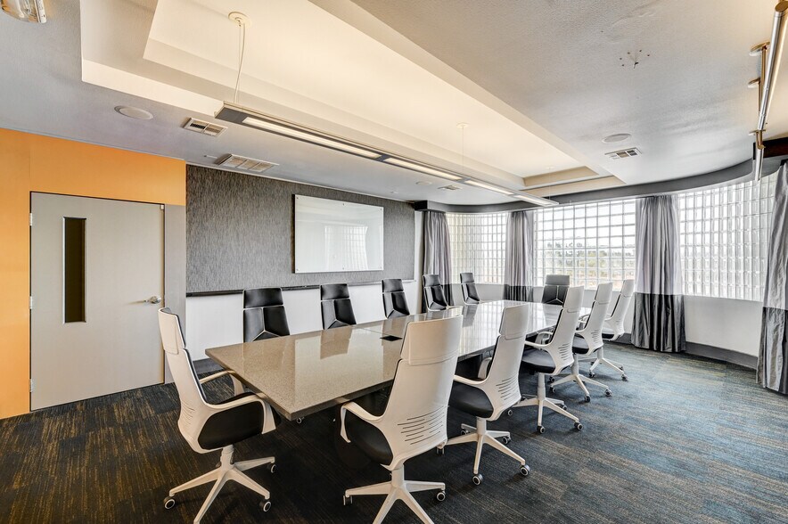 More Photos Of 2480 E Tompkins Ave, Las Vegas Medical For Lease