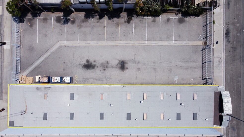 More Photos Of 1690 Hayes Ave, Long Beach Manufacturing For Sale