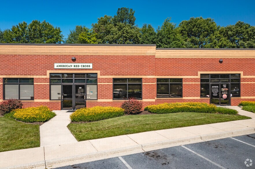 More Photos Of 141 Thomas Johnson Dr, Frederick Office For Sale