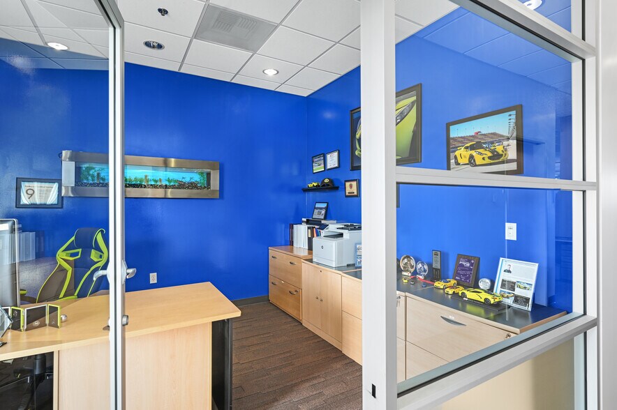 More Photos Of 950 Boardwalk, San Marcos Office For Sale