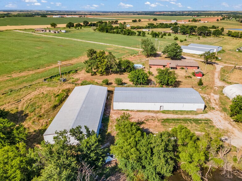 More Photos Of 1311 County Road 1390, Chickasha Land For Sale
