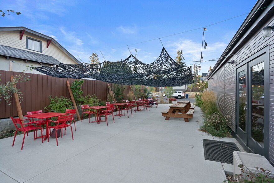 More Photos Of 1801 E 11th Ave, Spokane Restaurant For Sale