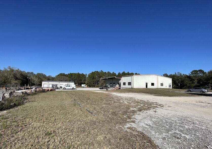 More Photos Of 4680 Lake Industrial Blvd, Tavares Warehouse For Sale