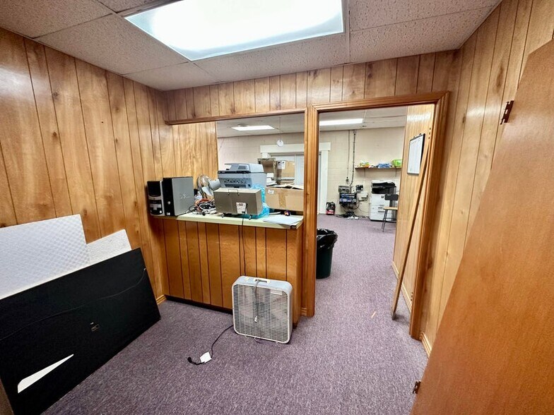 More Photos Of Exit 61, I-22, New Albany MS, New Albany Fast Food For Sale