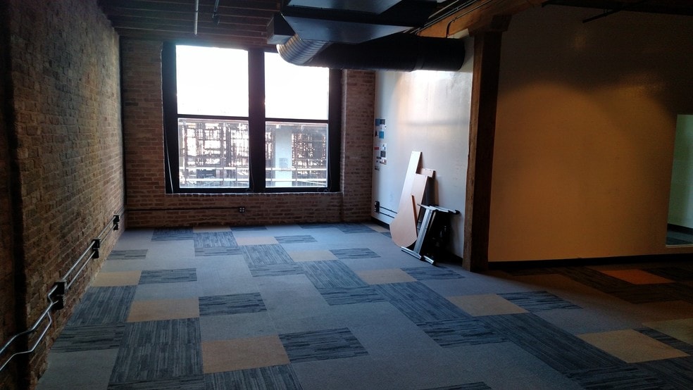 More Photos Of 216 S Jefferson St, Chicago Loft Creative Space For Sale