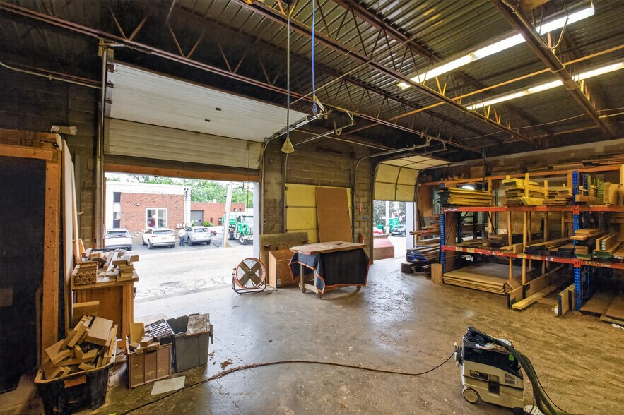More Photos Of 77-79 Wexford St, Needham Light Distribution For Sale