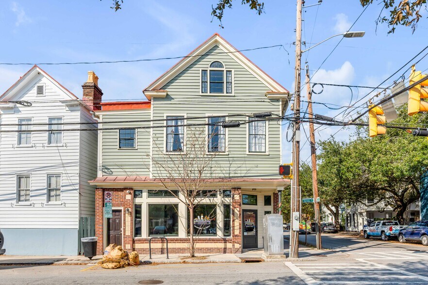 More Photos Of 132 Spring St, Charleston Storefront Retail Residential For Sale