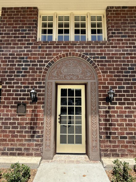 More Photos Of 7012 Walnut Grove Dr, Whittier Unknown For Lease