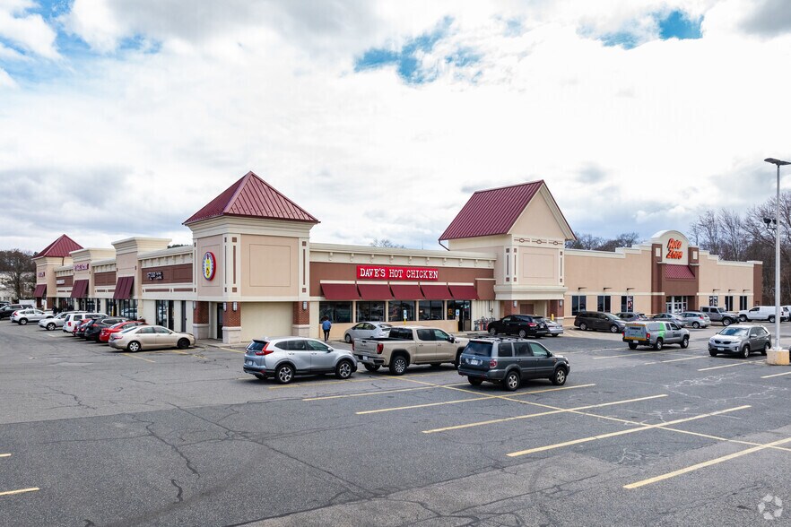 More Photos Of 341 Cochituate Rd, Framingham Freestanding For Lease