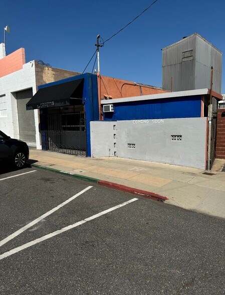 Primary Photo Of 408 S Palm Ave, Alhambra Fast Food For Lease